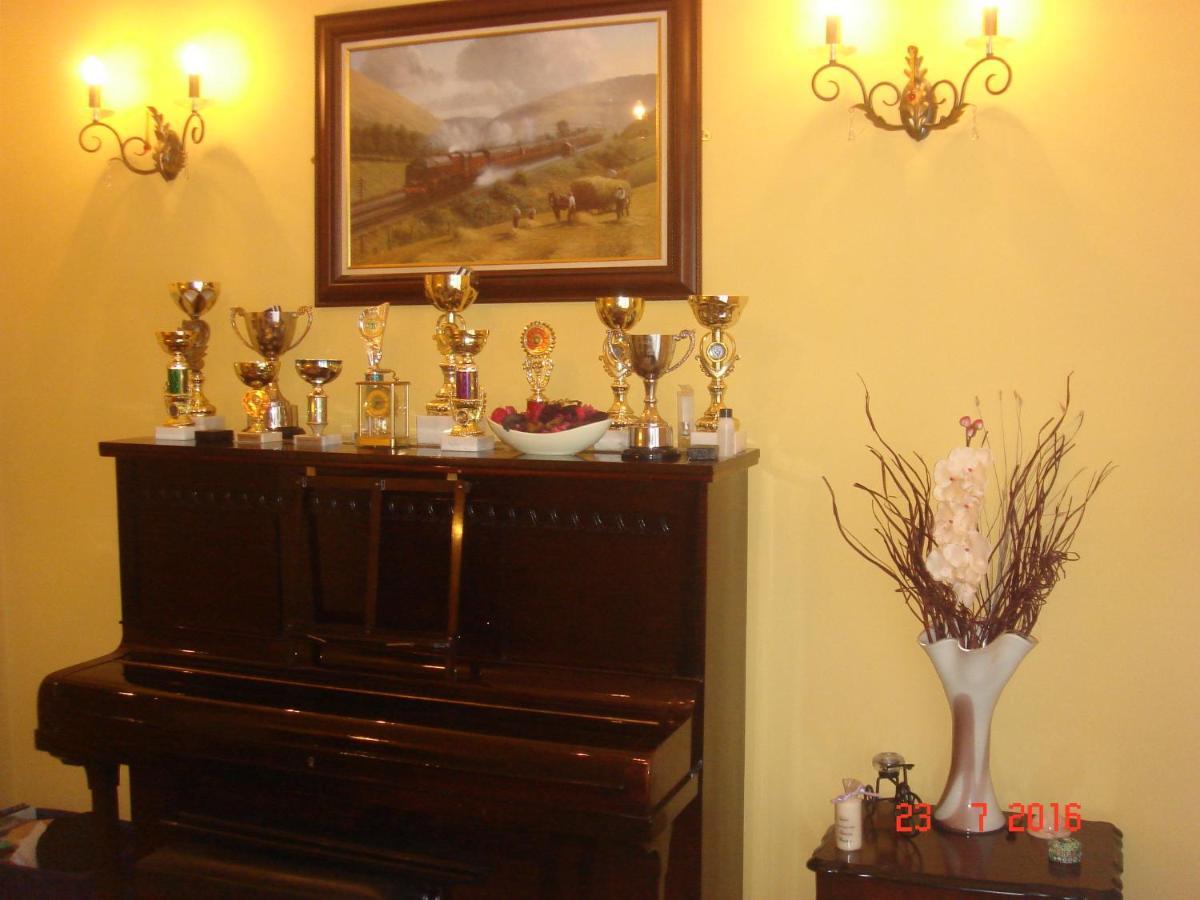 Fiddlers Rest Bed and Breakfast Killarney Eksteriør billede